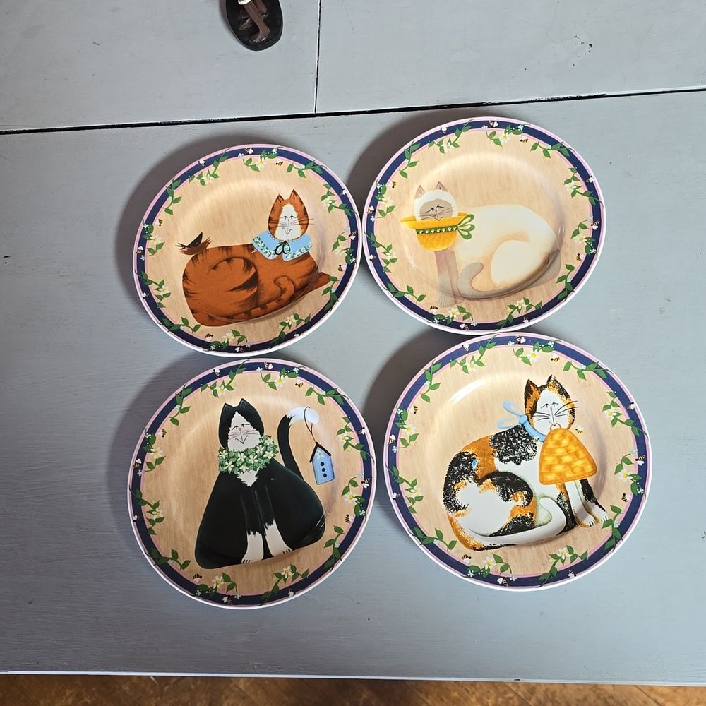 Sakura Garden Cats Plates – Vintage 8.25” Dessert/Salad – Set of 4 Feline Design